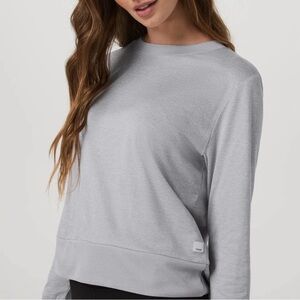 Vuori Daydream Crew Long Sleeve Top Women Size L Comfy Casual Outdoor In Oatmeal